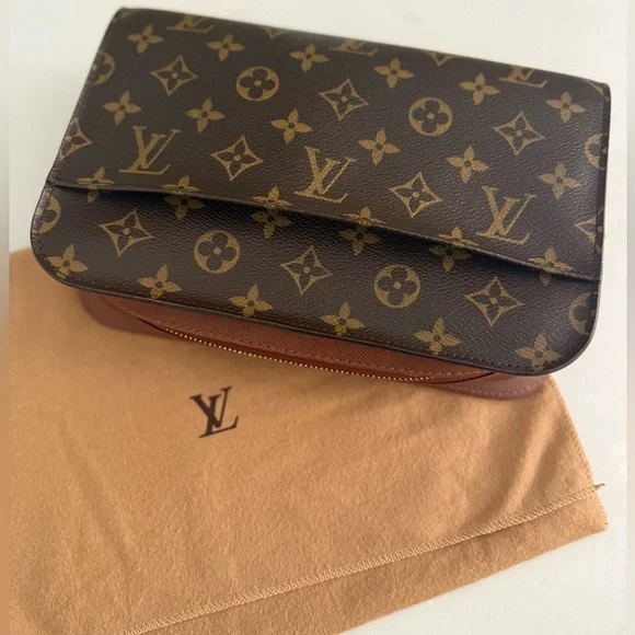 Louis Vuitton Pochette Orsay leather clutch bag ~ Never worn, VINTAGE - Picture 2 of 16